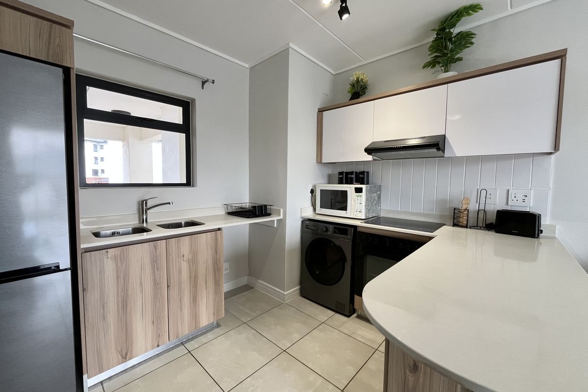 Fully Furnished, Inverter-Powered Apartment in Ballito Hills Estate! - Photo 2