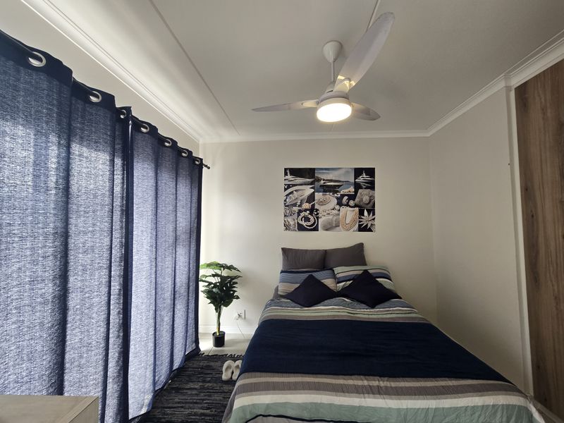 FIRST FLOOR APARTMENT-SOLE MANDATE - Photo 9