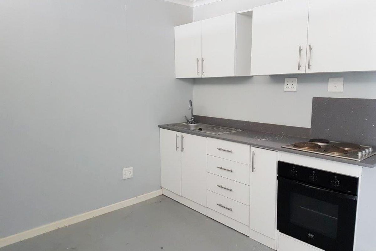 RICHMOND HILL 1 BED 1 BATH APARTMENT FOR RENT - Photo 4