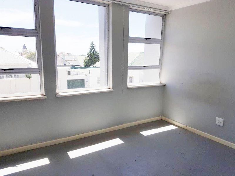 RICHMOND HILL 1 BED 1 BATH APARTMENT FOR RENT - Photo 3