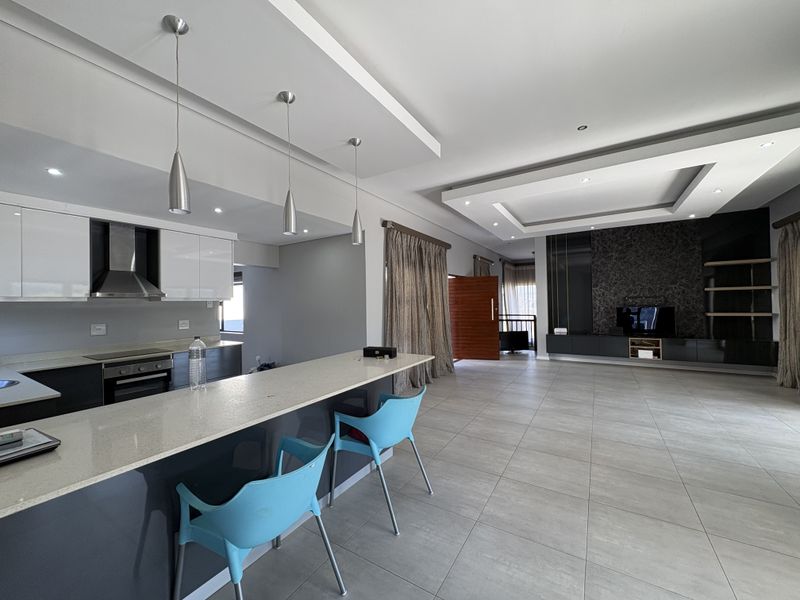 THE PERFECT COASTAL ESTATE LIVING. - Photo 8