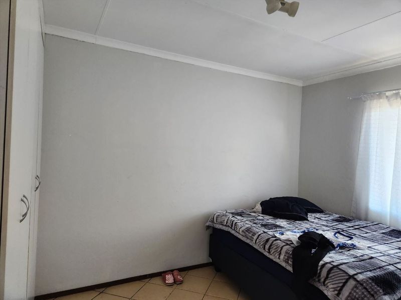 Two Bedroom Apartment for sale - Photo 3