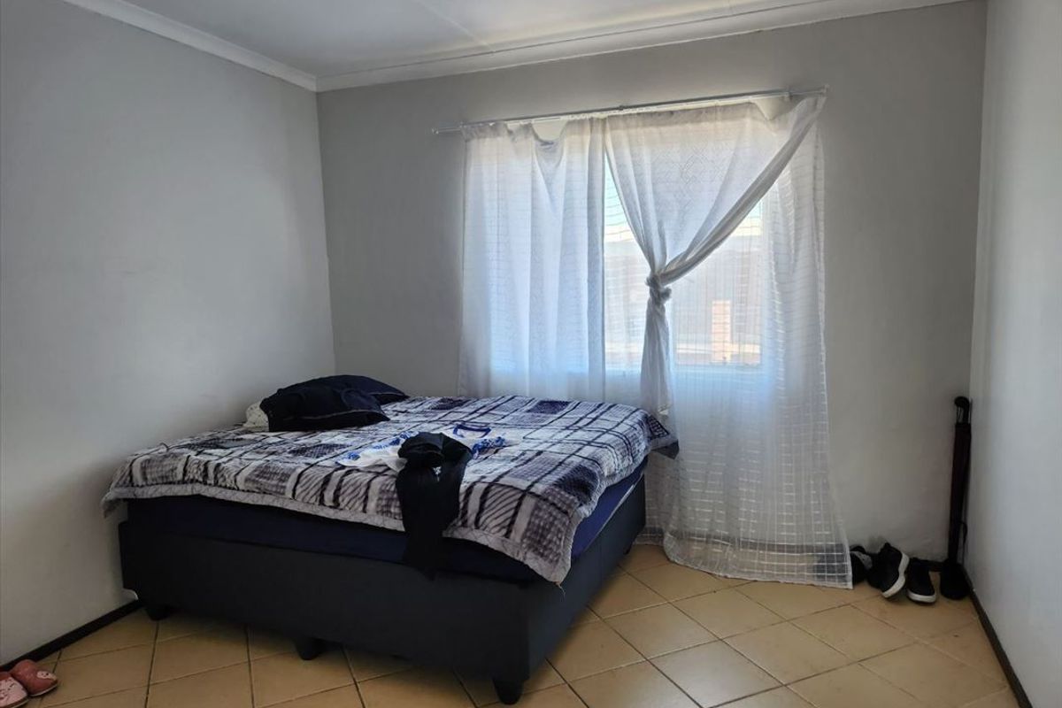 Two Bedroom Apartment for sale - Photo 2