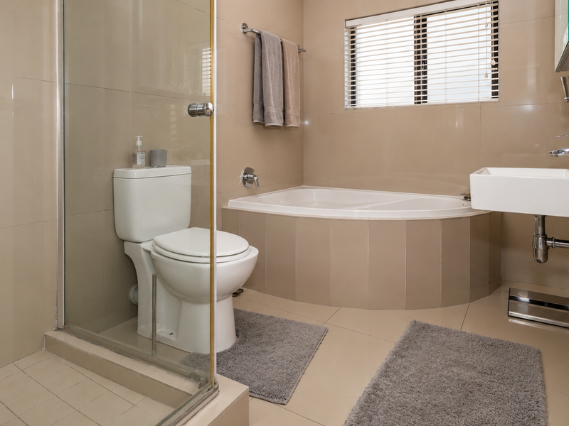 Stylish Family Living in the Heart of Parklands North - Photo 10
