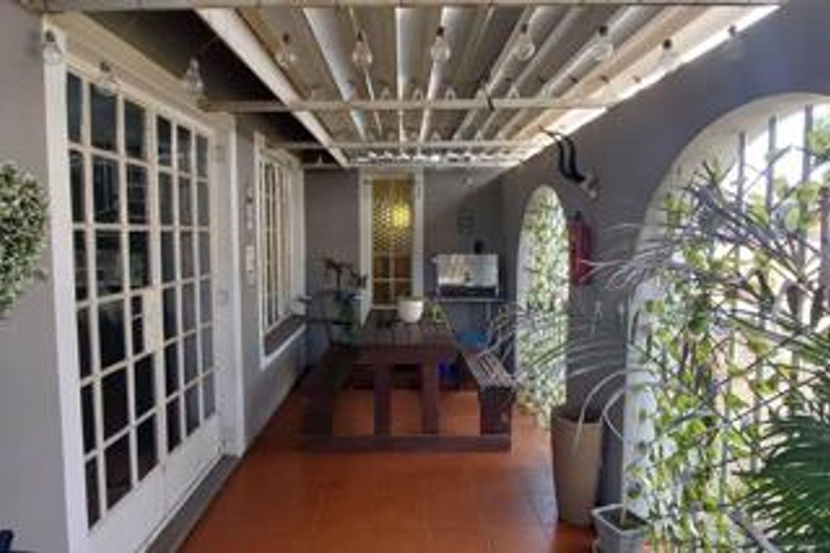 Exceptional Home in Prime Location! - Photo 3