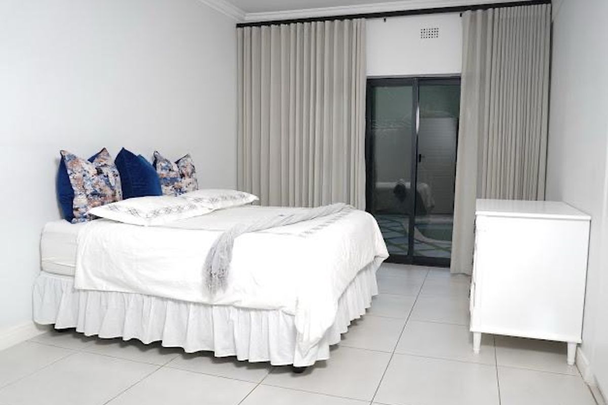 3 Bed Spacious semi furnished home - Photo 5