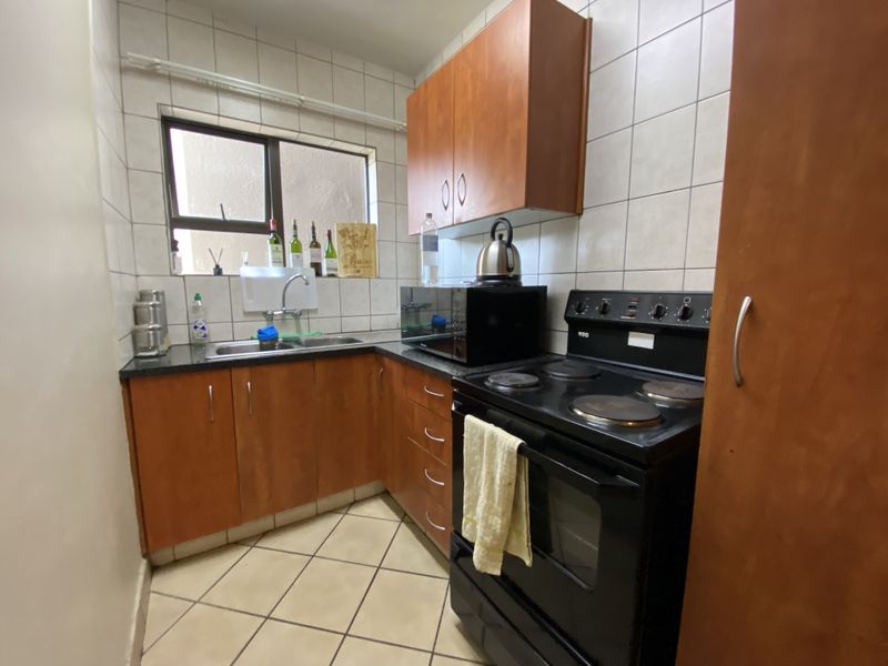 2 BEDROOM APARTMENT TO LET - Photo 5