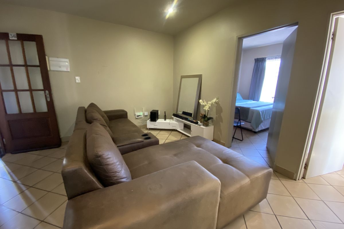 2 BEDROOM APARTMENT TO LET - Photo 3