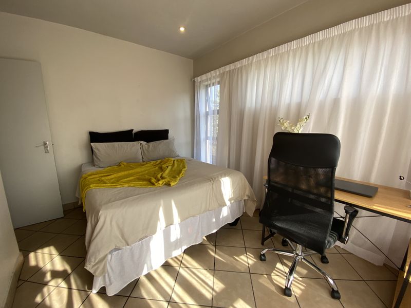 2 BEDROOM APARTMENT TO LET - Photo 8