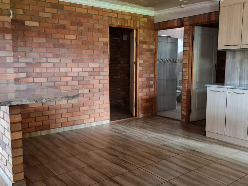 2 Bedroom Garden Cottage in Dibeng - Photo 8