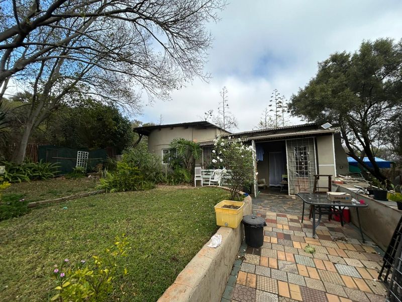 Charming 2-Bedroom Farm Flat — Just Outside Hartbeespoort - Photo 7