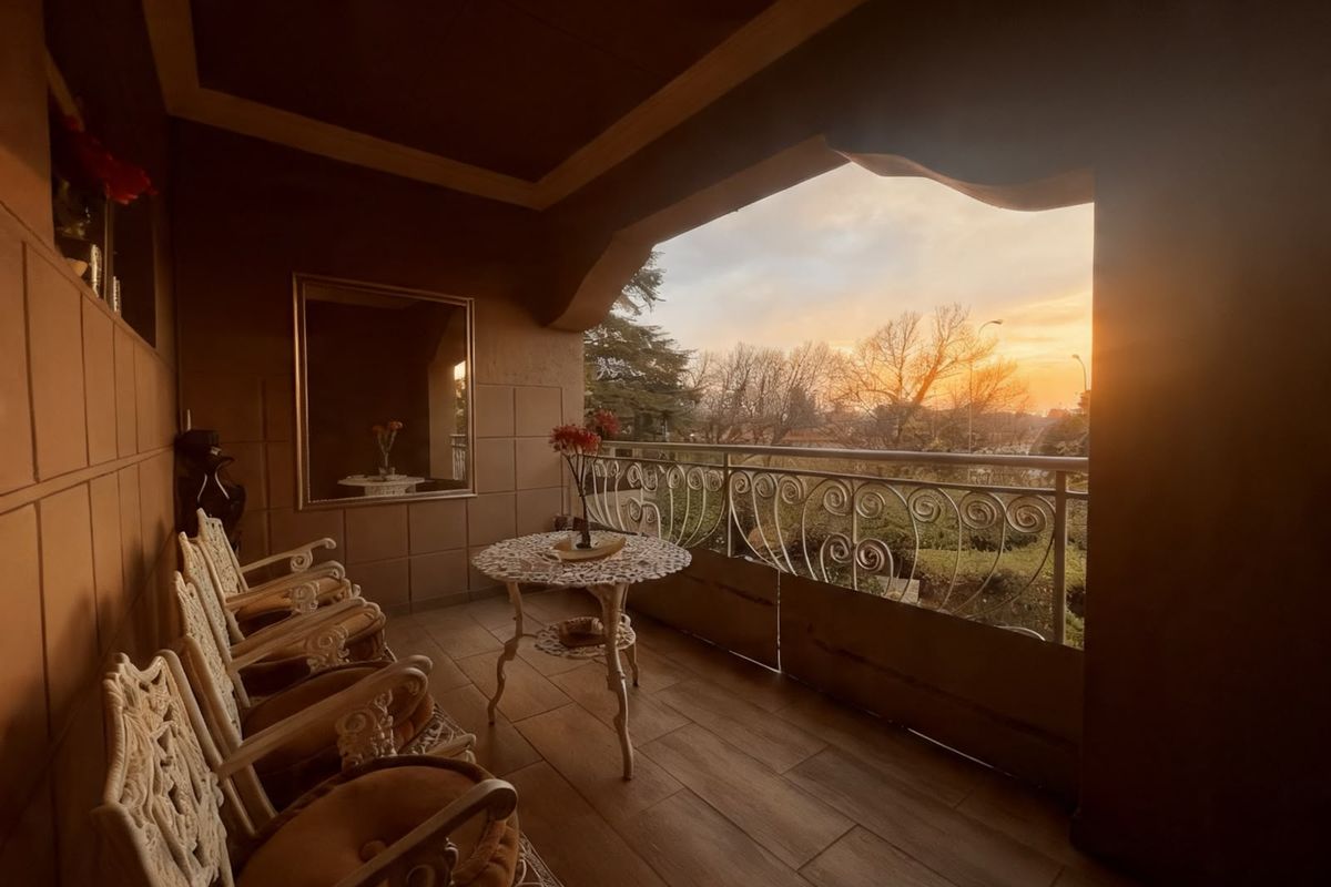 Immaculate Family Home in Dalview - Photo 5