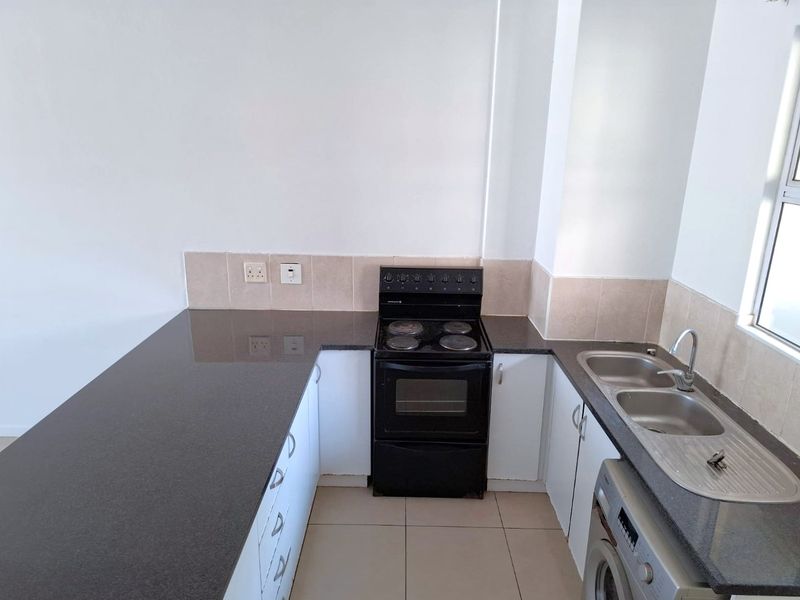 Spacious 2 Bedroom Apartment to Rent in Westbrook Village - Photo 10