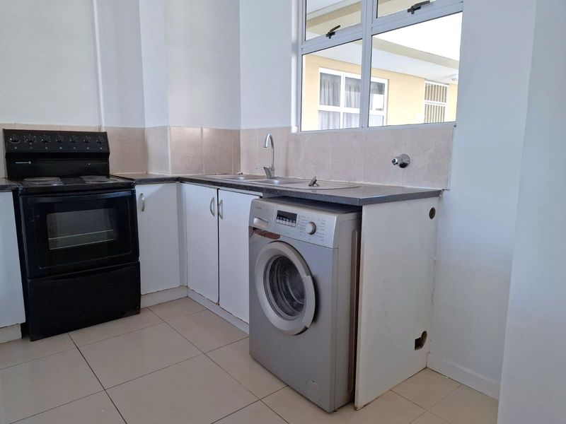 Spacious 2 Bedroom Apartment to Rent in Westbrook Village - Photo 8