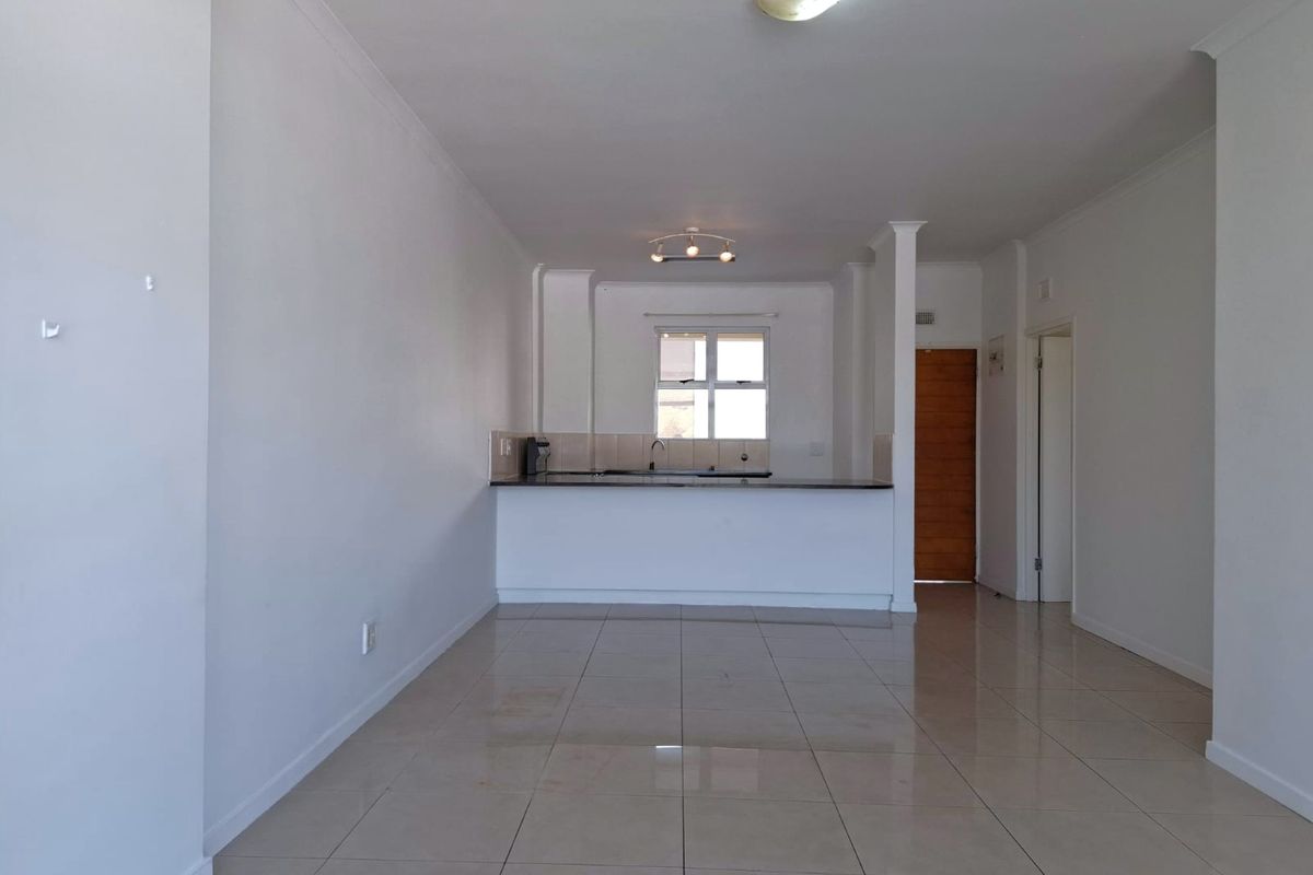 Spacious 2 Bedroom Apartment to Rent in Westbrook Village - Photo 3