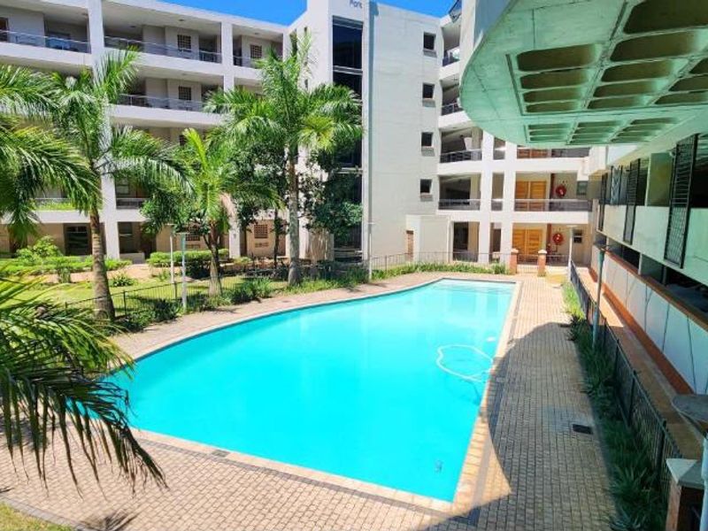 Modern 2-Bedroom Apartment for Sale in Central Park, Umhlanga - Photo 4