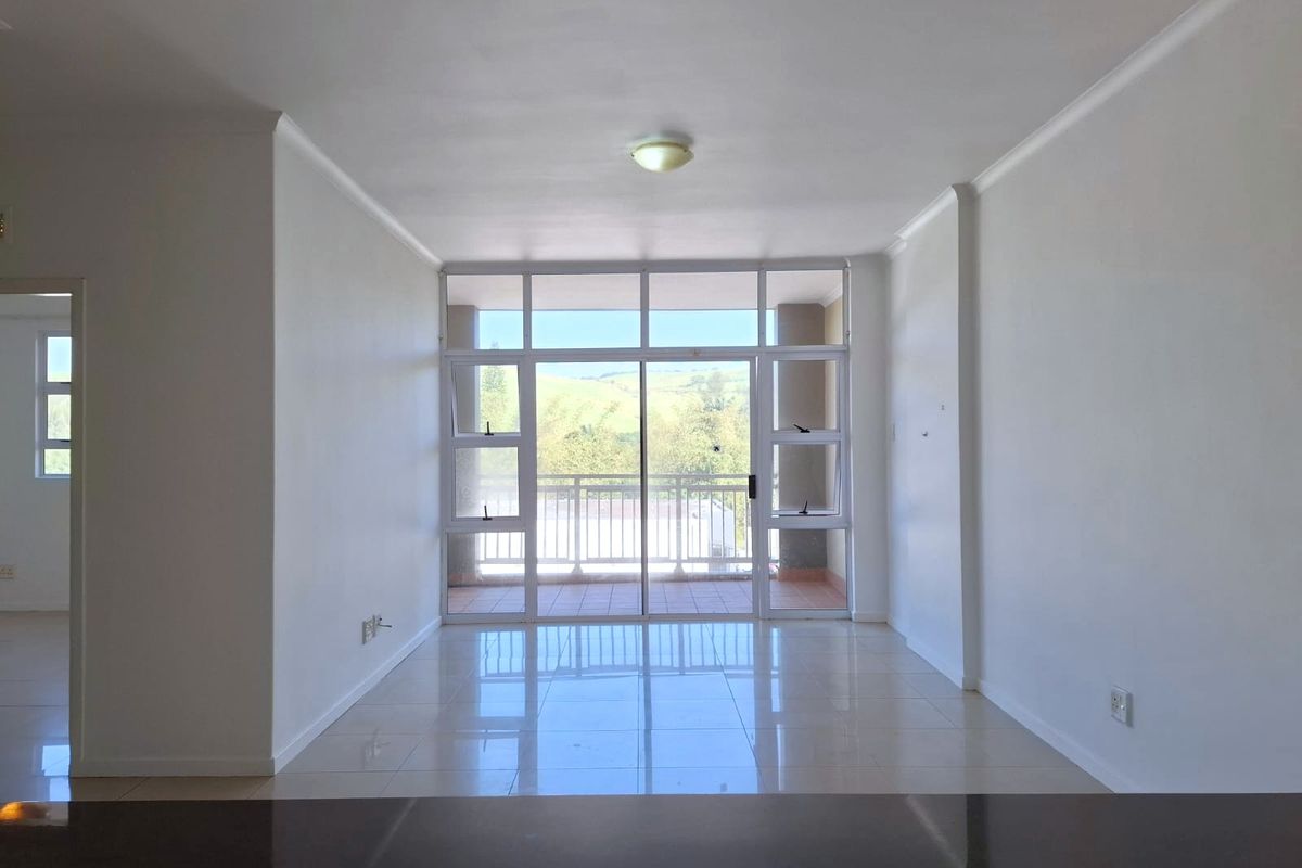 2 Bedroom Apartment for Sale in Westbrook Village - Photo 4