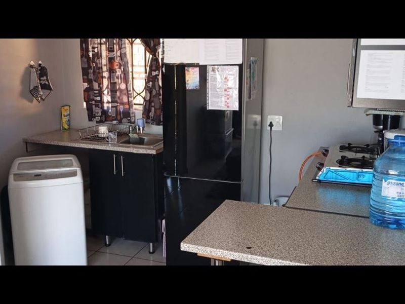 2 Bedroom Apartment for sale - Photo 6