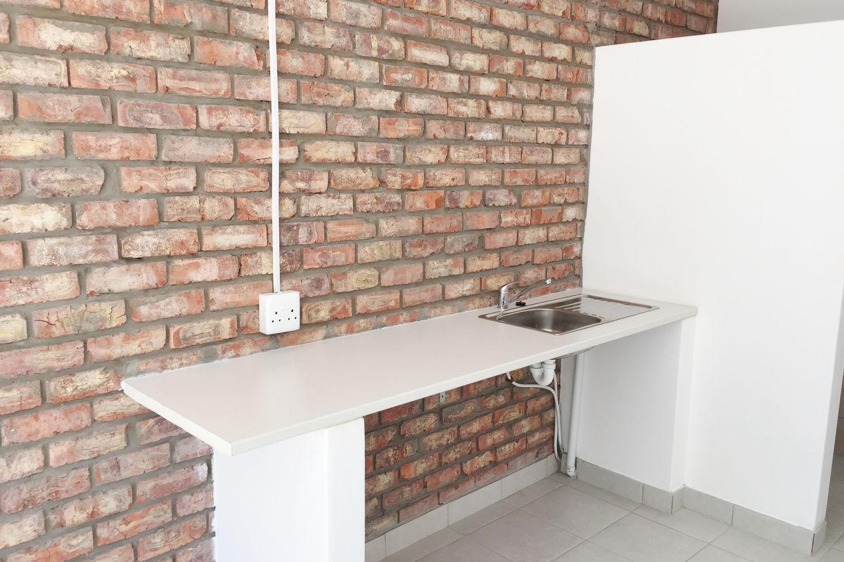 WALMER STUDIO / BACHELOR APARTMENT FOR RENT - Photo 3