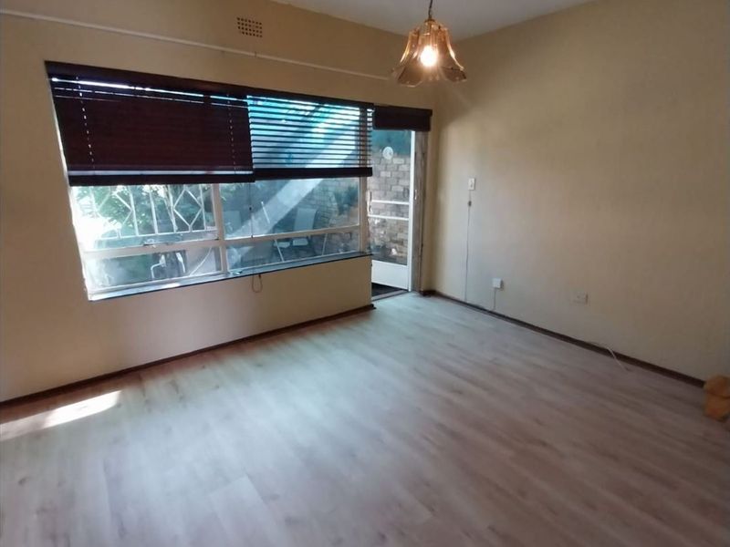 2 Bedroom duplex townhouse for sale in Birchleigh - Photo 5