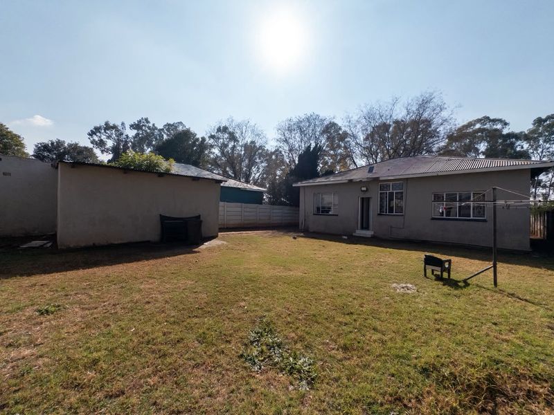 Charming Family Home in Brakpan - Photo 1