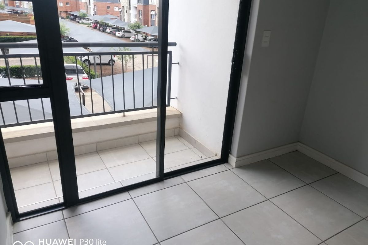 1 Bedroom Apartment - 1 September - Kitchen appliances include in rental - Photo 4