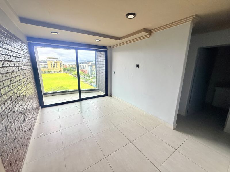 Modern 2 Bedroom, 2 Bathroom Apartment for Sale at The Onyx - Photo 6