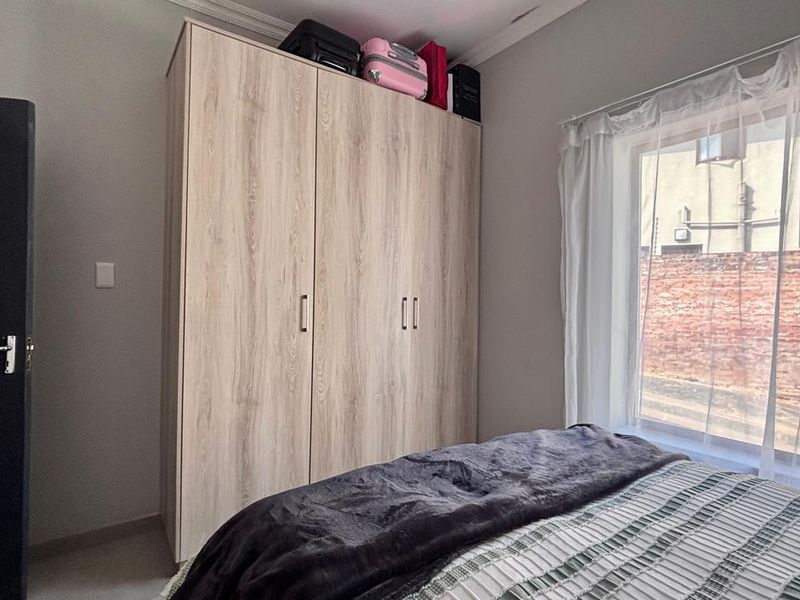 2 BEDROOM APARTMENT TO LET - Photo 8