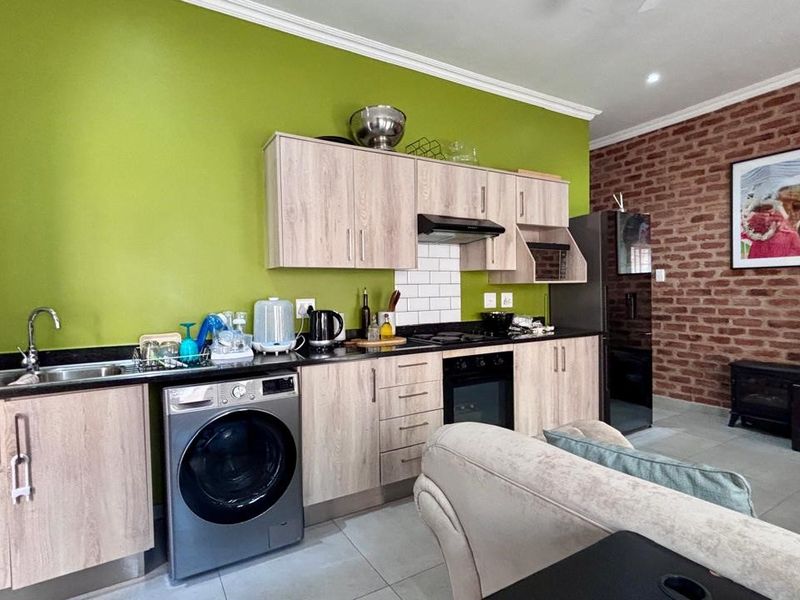2 BEDROOM APARTMENT TO LET - Photo 5
