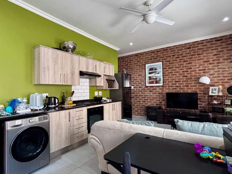 2 BEDROOM APARTMENT TO LET - Photo 4