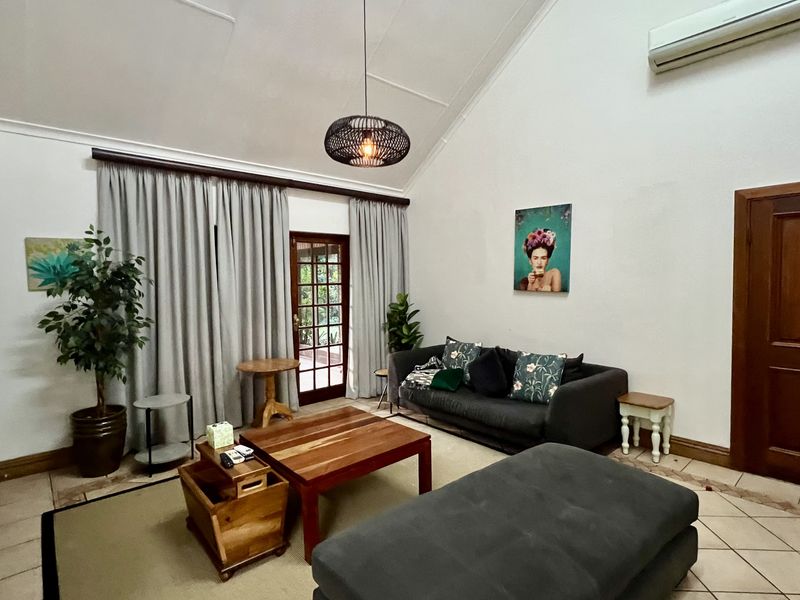 FURNISHED 3 BEDROOM HOUSE TO LET - Photo 3