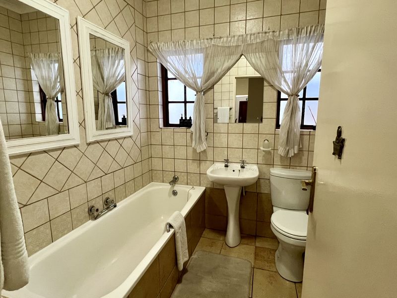 FURNISHED 3 BEDROOM HOUSE TO LET - Photo 10