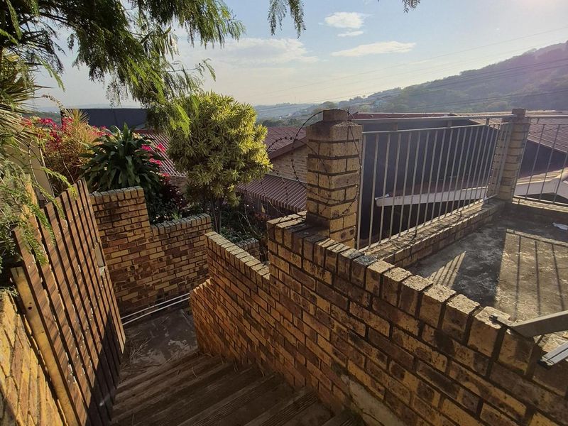 House For Sale In Durban - Photo 2