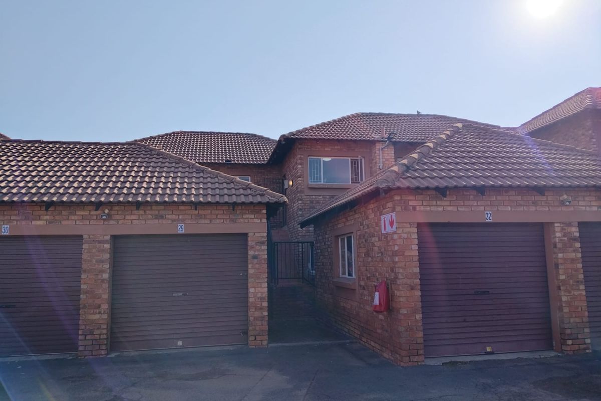 Perfect Starter Home for First-Time Buyers in Edleen - Photo 3