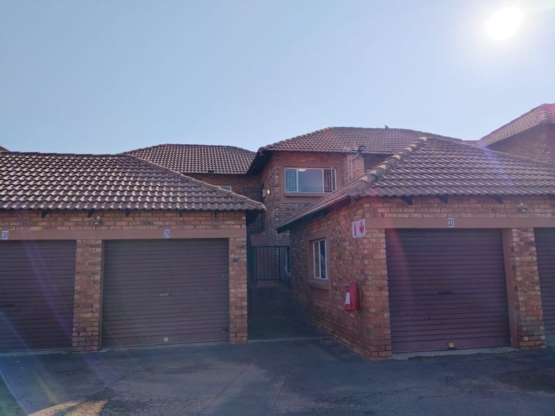 Perfect Starter Home for First-Time Buyers in Edleen - Photo 3
