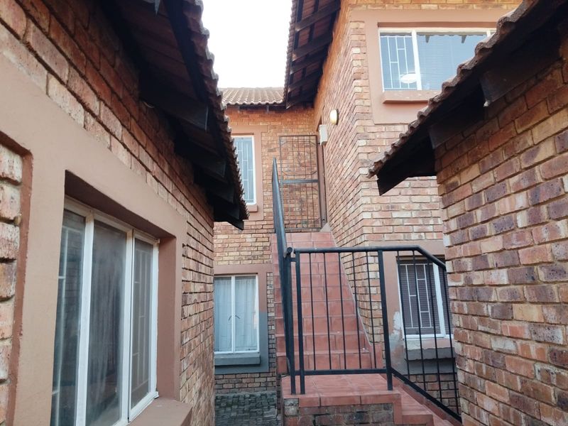 Perfect Starter Home for First-Time Buyers in Edleen - Photo 4