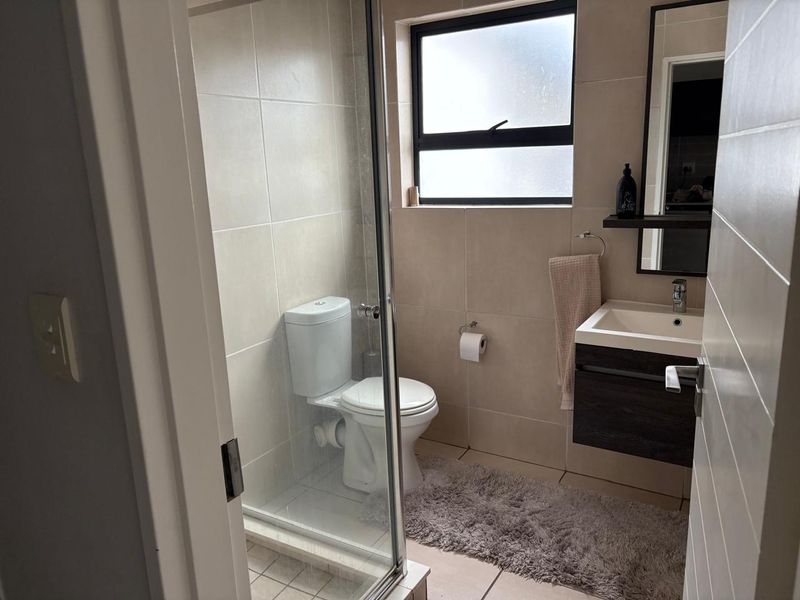 1 Bedroom Apartment - Photo 8