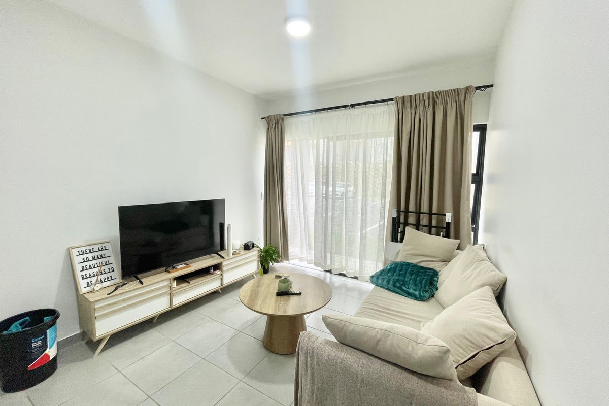 Modern 1-Bedroom Ground Floor Apartment To Rent in Sheffield Hills Estate – Available 1 July 2026 - Photo 4