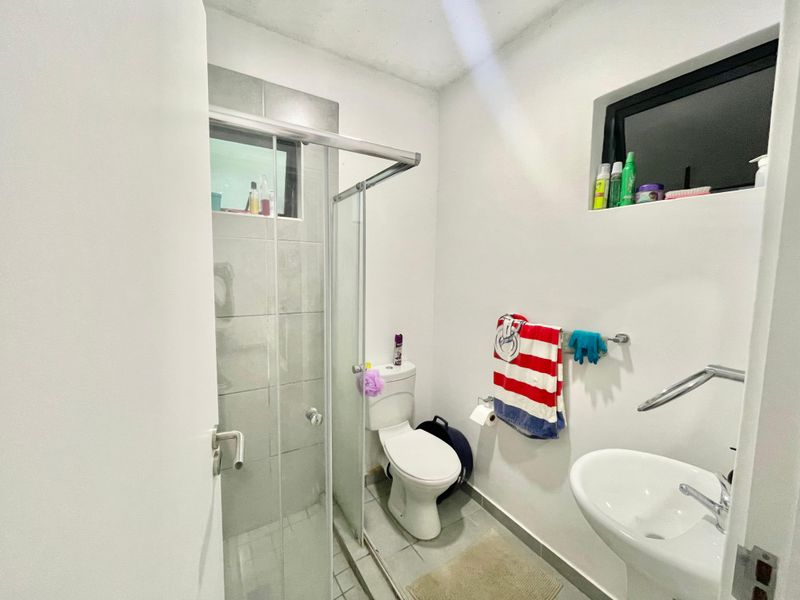 Modern 1-Bedroom Ground Floor Apartment To Rent in Sheffield Hills Estate – Available 1 July 2026 - Photo 10