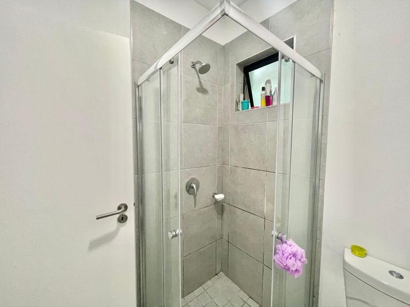 Modern 1-Bedroom Ground Floor Apartment To Rent in Sheffield Hills Estate – Available 1 July 2026 - Photo 8