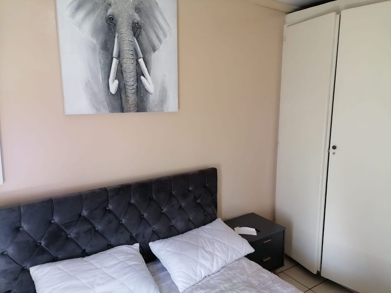 1 BEDROOM FIRST FLOOR UNIT - Photo 10