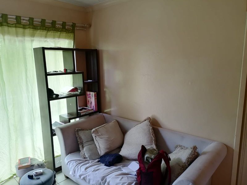 1 BEDROOM FIRST FLOOR UNIT - Photo 7