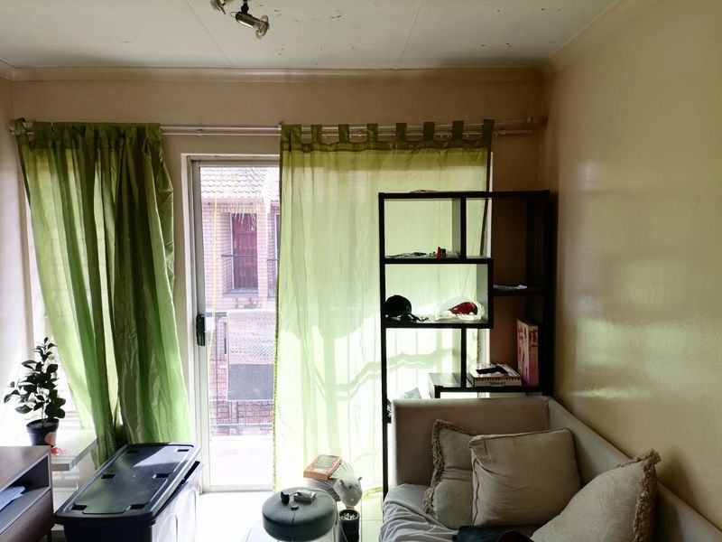 1 BEDROOM FIRST FLOOR UNIT - Photo 6