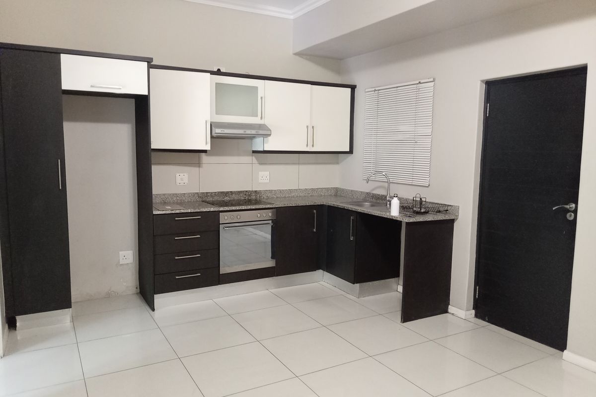 *Luxury 1 Bedroom Apartment in Urban Park, Umhlanga* - Photo 2