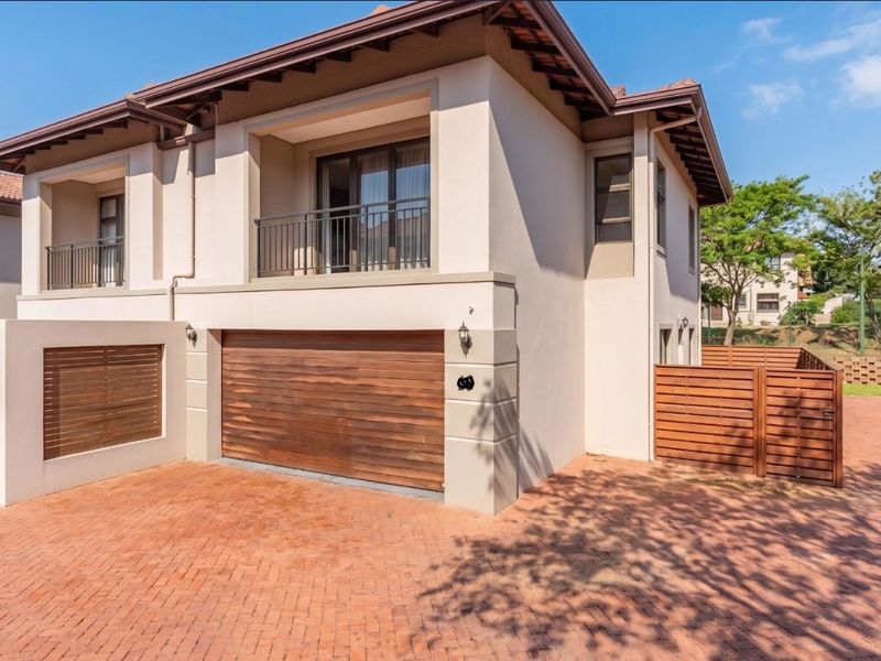 Family and pet friendly Townhouse for sale in Izinga - Photo 2