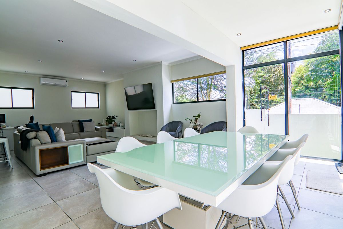 Modern 3 Bed - luxury lifestyle Home - Photo 4