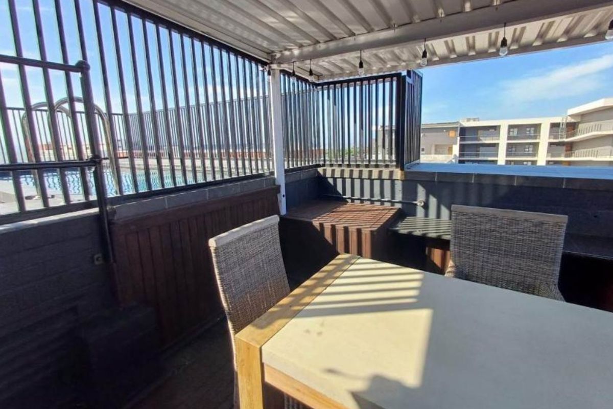 Specious 1 bedroom apartment in Umhlanga Ridge - Photo 2