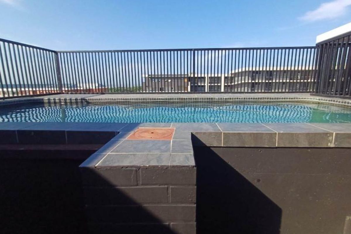 Specious 1 bedroom apartment in Umhlanga Ridge - Photo 3
