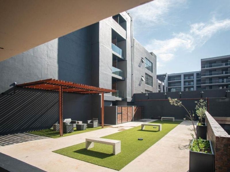 Specious 1 bedroom apartment in Umhlanga Ridge - Photo 4