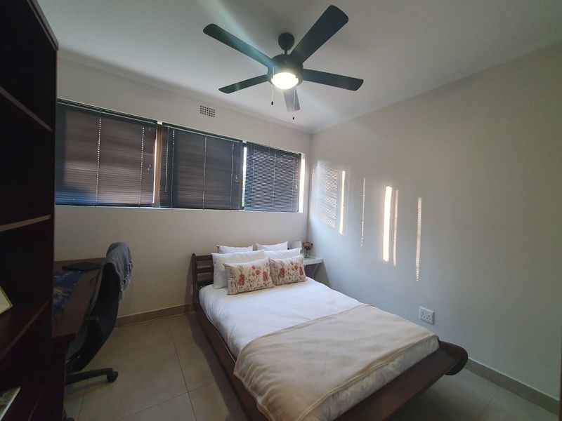 Modern Ground Floor Apartment - Photo 7